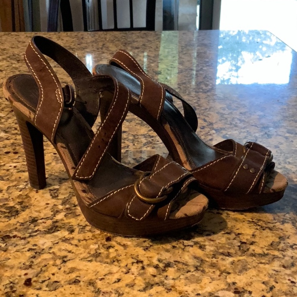 Coach Wooden Platforms
